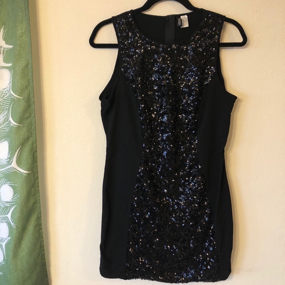 Black Sequin Sleeveless Dress